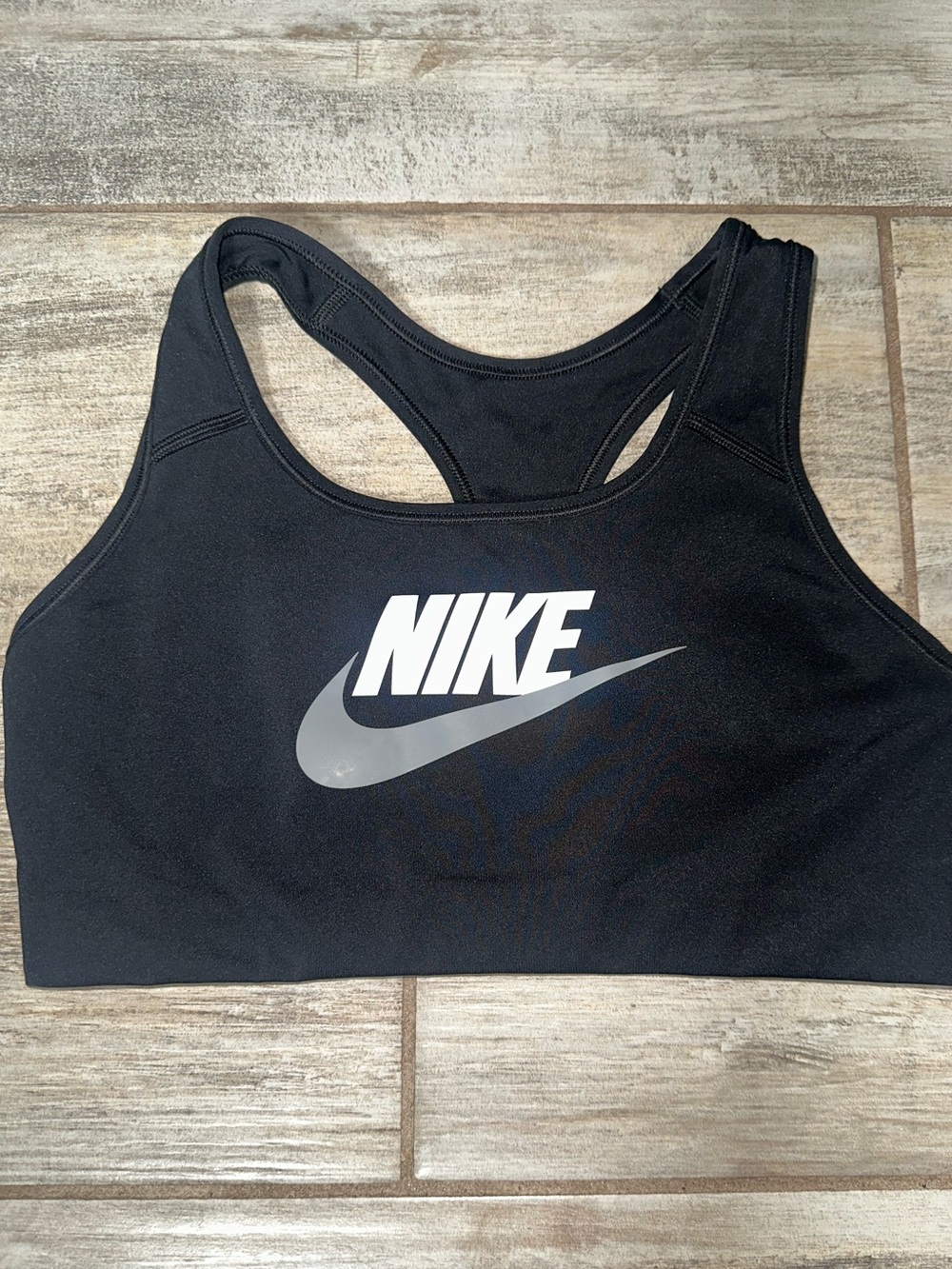 Nike Women’s Black Logo Sports Bra 🐼 - Picture 3 of 8